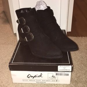 Quipid black buckle booties Size 8
